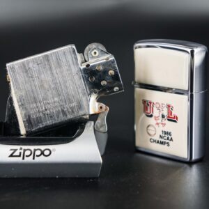 Zippo Xưa 1985 – Zippo Ultralite – U OF L NACC Champs 12