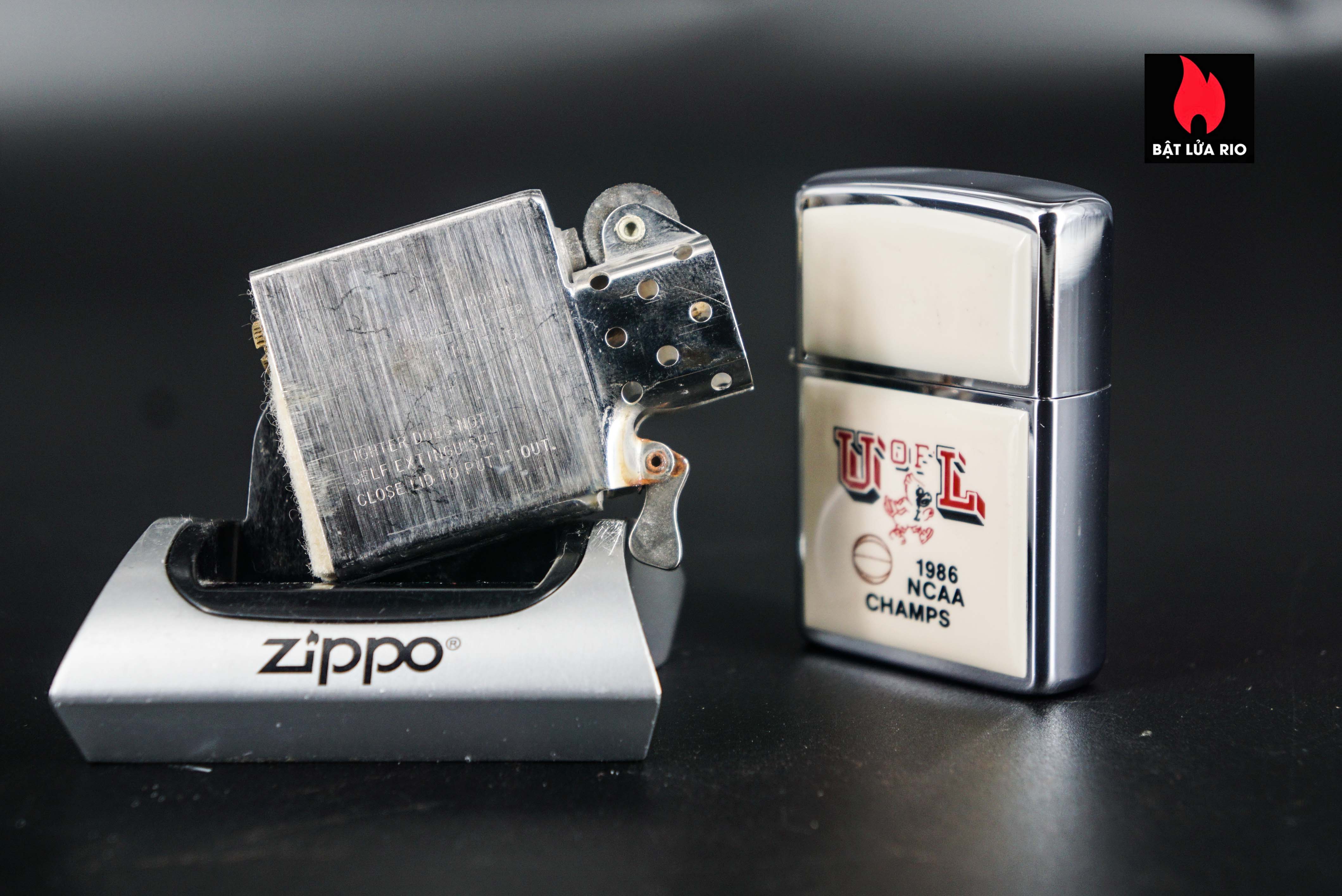 Zippo Xưa 1985 – Zippo Ultralite – U OF L NACC Champs 12