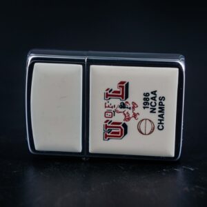 Zippo Xưa 1985 – Zippo Ultralite – U OF L NACC Champs 6