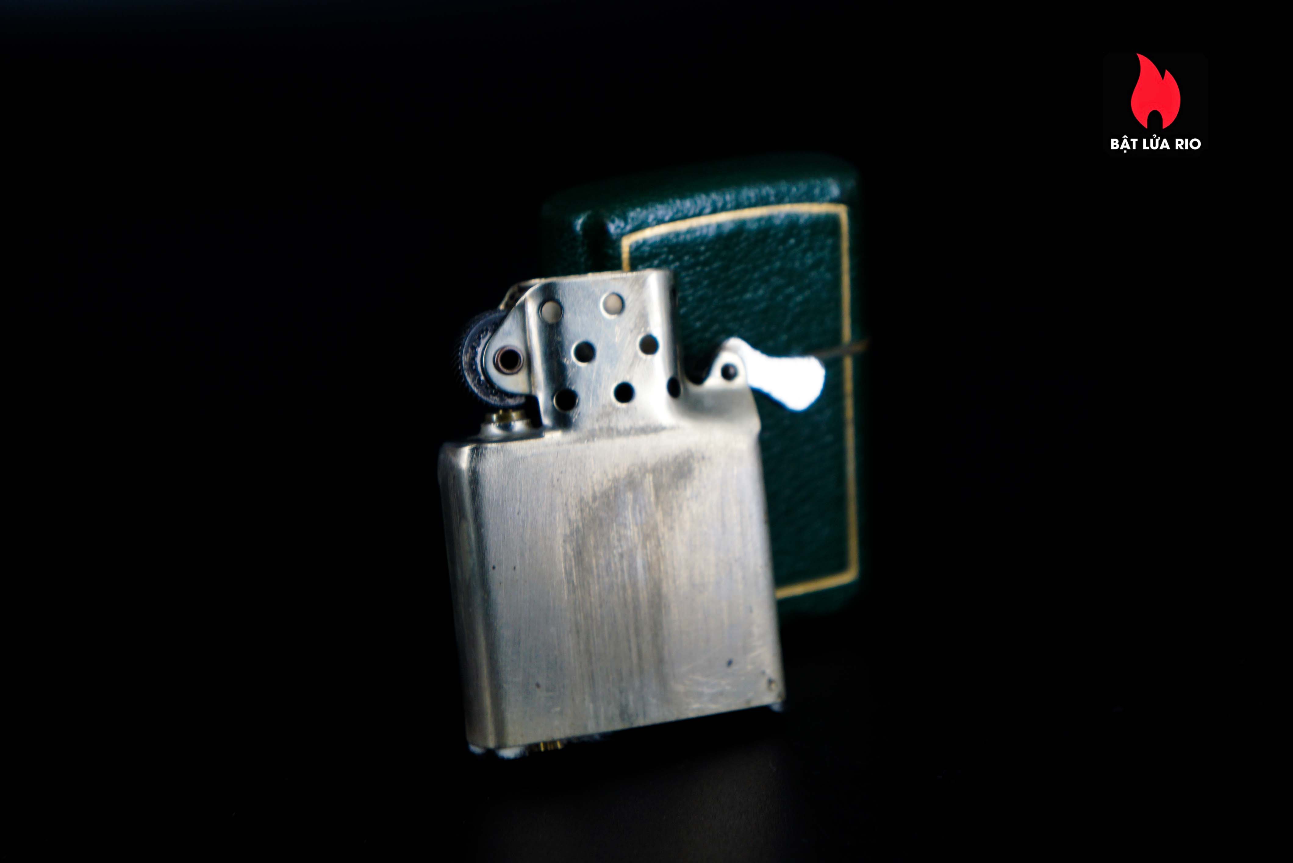 Zippo Xưa 1950 – Green Full Leather Wrap 8