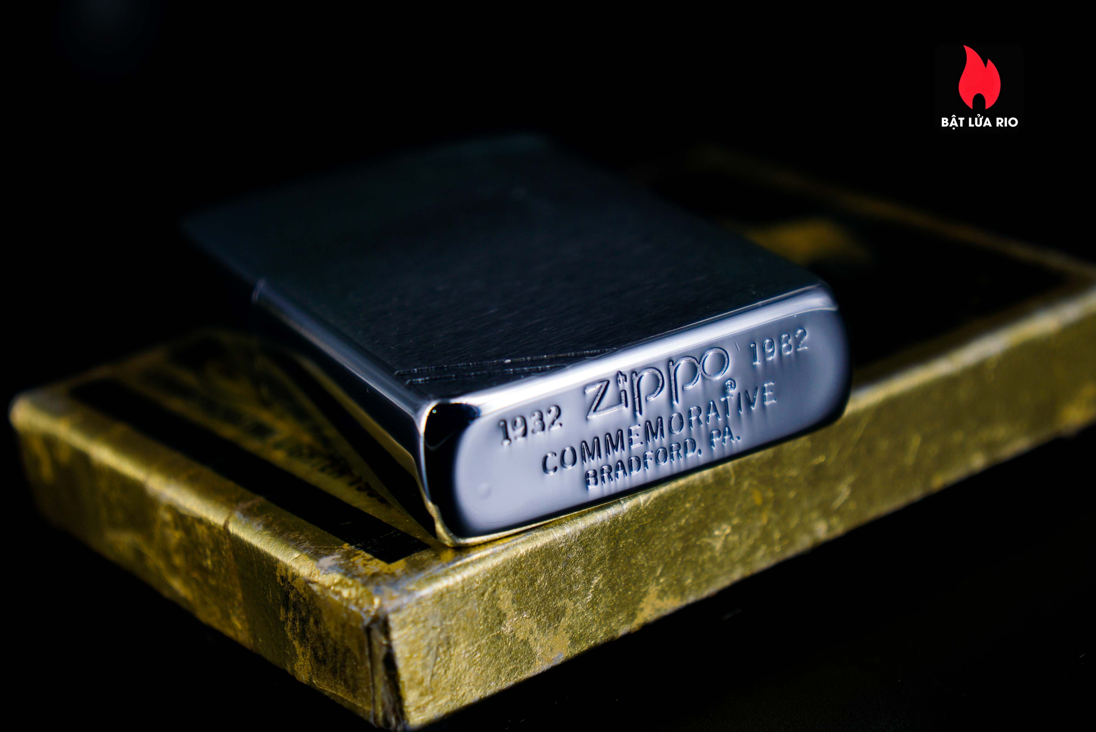Hiếm – Zippo Chu Niên 1932-1982 – Brushed Chrome – Commemorative 1932-1982 50th Anniversary 17