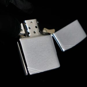 Hiếm – Zippo Chu Niên 1932-1982 – Brushed Chrome – Commemorative 1932-1982 50th Anniversary 6