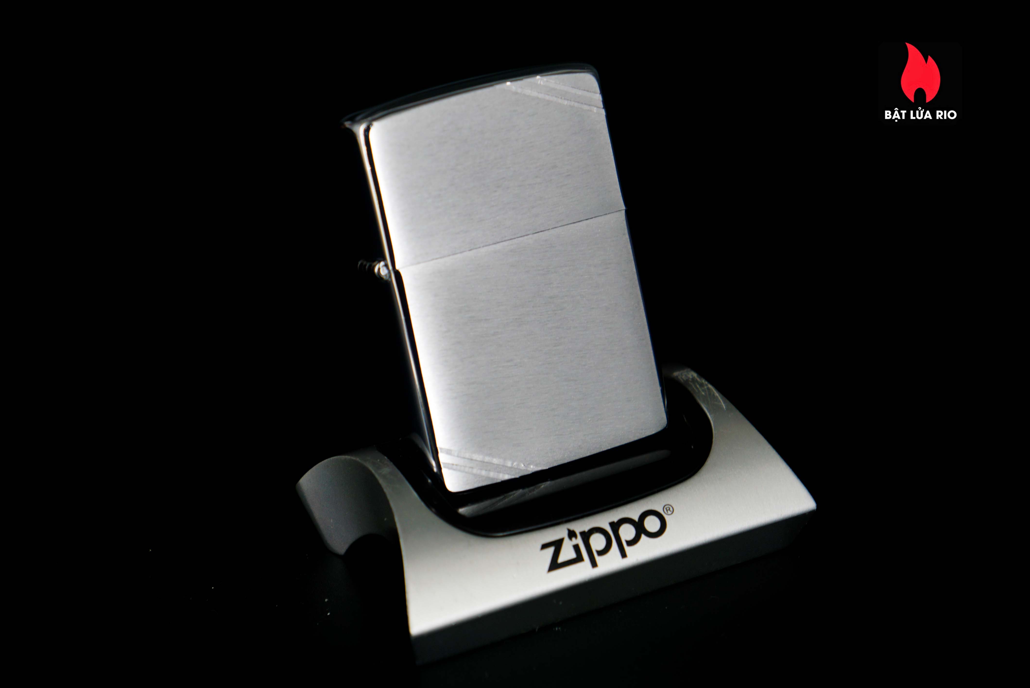 Hiếm – Zippo Chu Niên 1932-1982 – Brushed Chrome – Commemorative 1932-1982 50th Anniversary