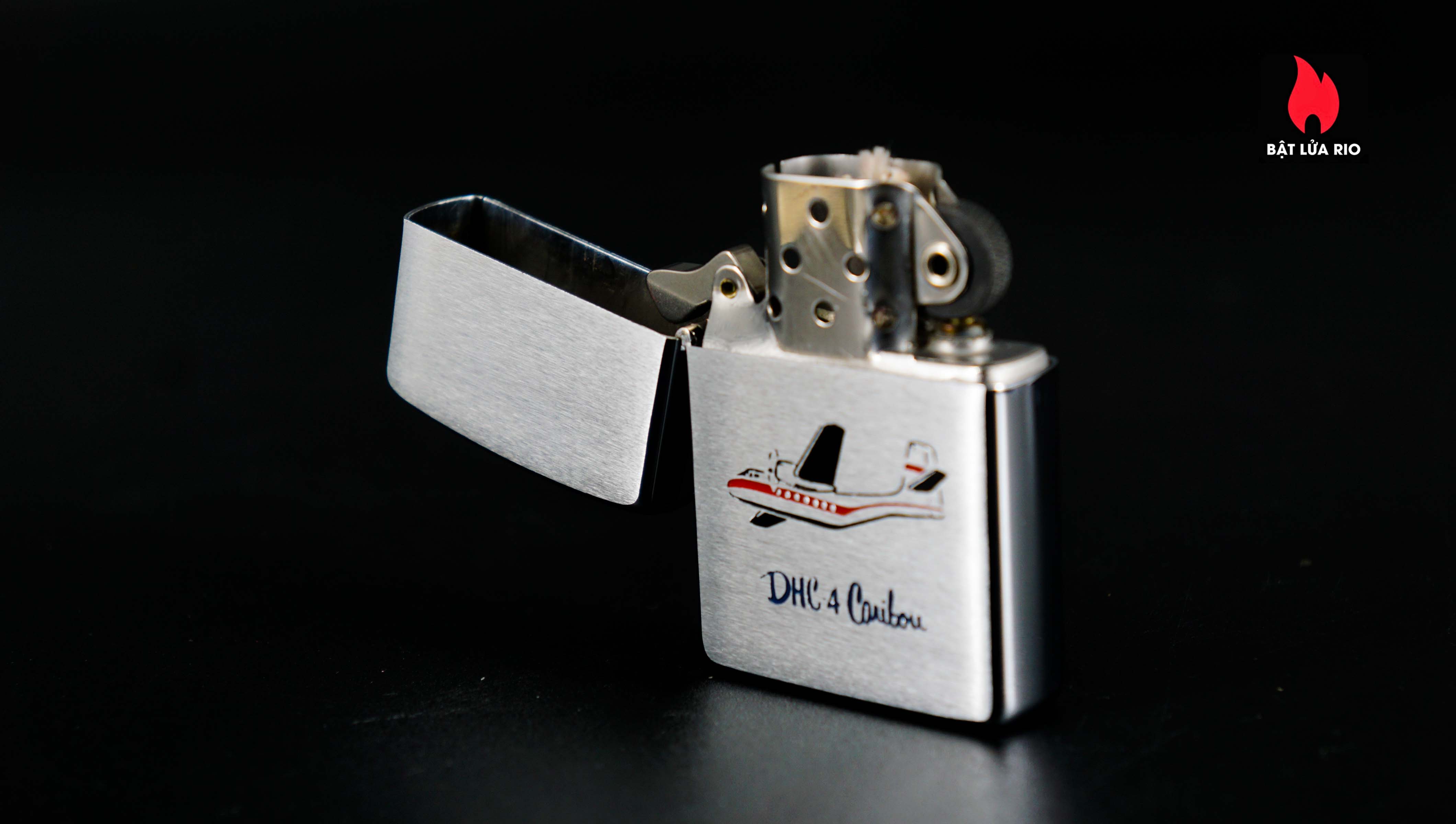 Zippo Canada 1959-1963 – DHC 4 Caribou 11
