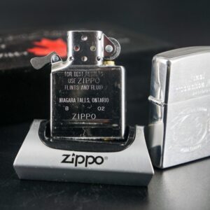 Zippo Canada 2002 – Zippo Collectible 2002 Canada COTY – Final Production Run 2