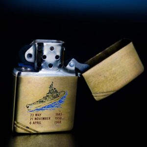 Zippo Chu Niên 1932-1982 – Đồng Nguyên Khối – USS New Jersey BB-62 – Big J 27 Zippo Chu Niên 1932-1982 – Đồng Nguyên Khối – USS New Jersey BB-62 – Big J 9