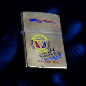 Zippo Chu Niên 1932-1982 – Đồng Nguyên Khối – USS Peleliu LHA-5 39 Zippo Chu Niên 1932-1982 – Đồng Nguyên Khối – USS Peleliu LHA-5 1