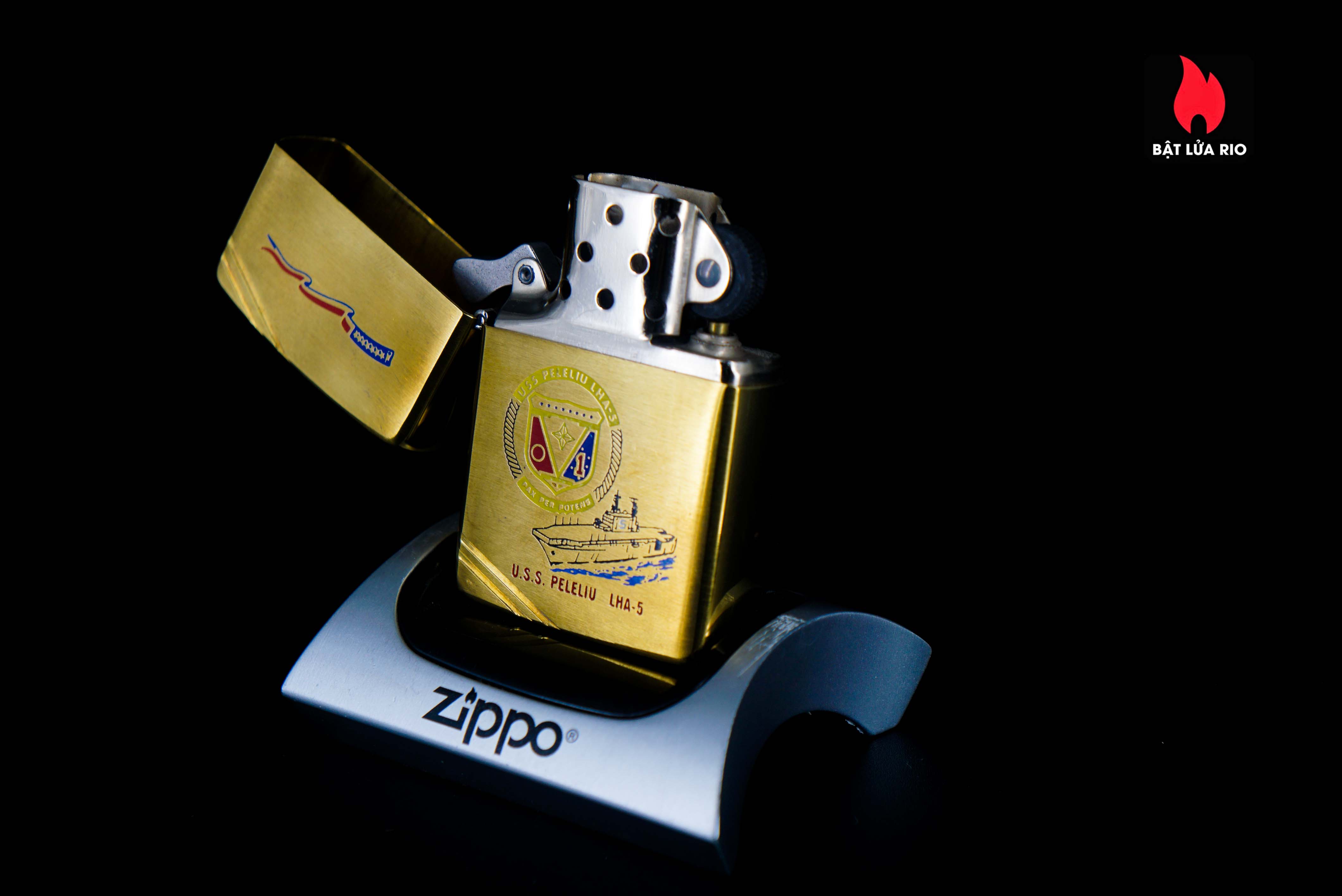 Zippo Chu Niên 1932-1982 – Đồng Nguyên Khối – USS Peleliu LHA-5 48 Zippo Chu Niên 1932-1982 – Đồng Nguyên Khối – USS Peleliu LHA-5 12