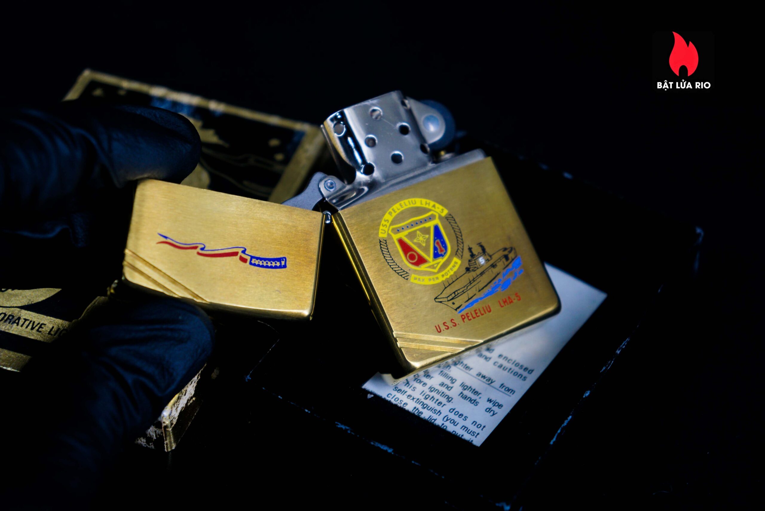 Zippo Chu Niên 1932-1982 – Đồng Nguyên Khối – USS Peleliu LHA-5 5 Zippo Chu Niên 1932-1982 – Đồng Nguyên Khối – USS Peleliu LHA-5 17