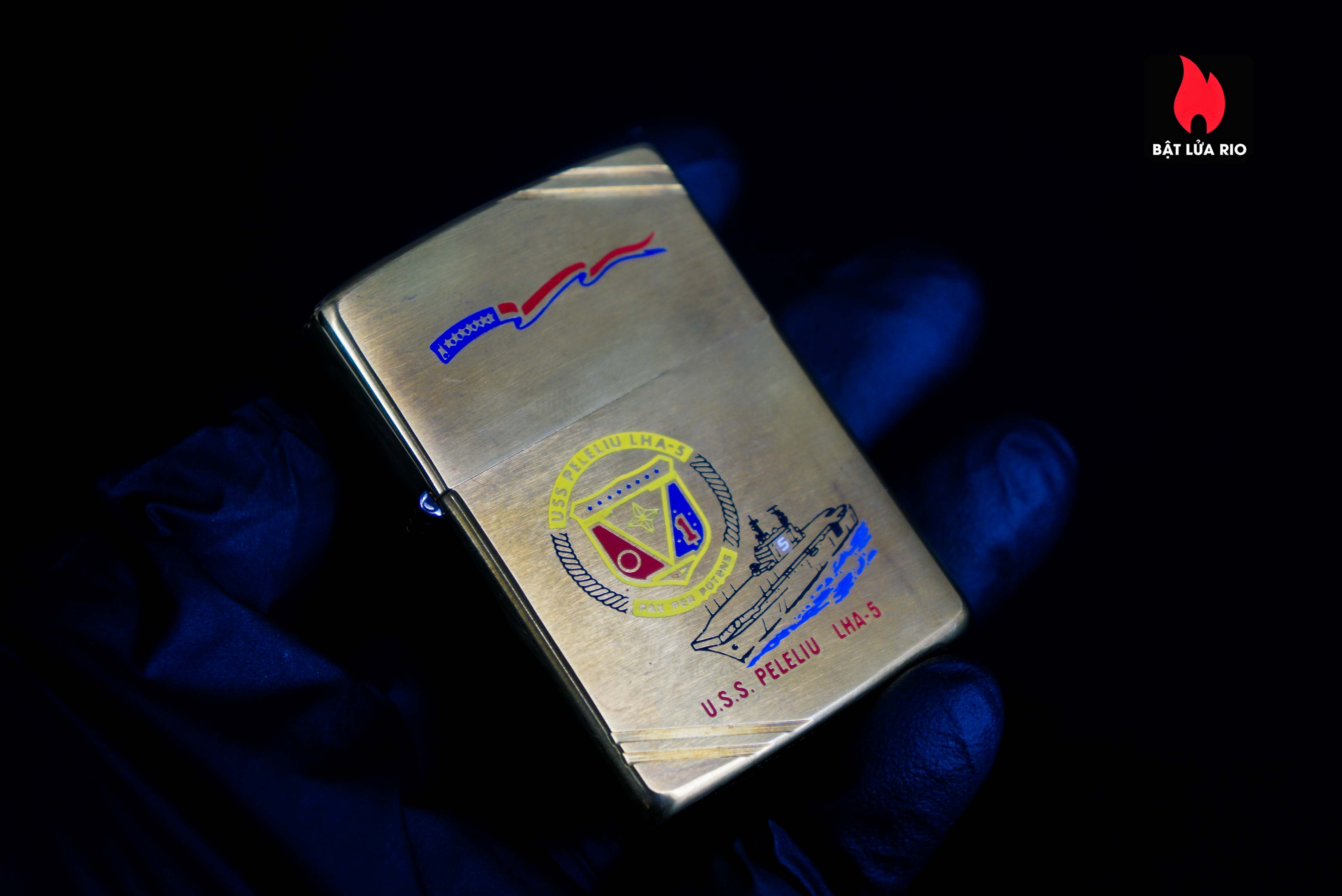 Zippo Chu Niên 1932-1982 – Đồng Nguyên Khối – USS Peleliu LHA-5 57 Zippo Chu Niên 1932-1982 – Đồng Nguyên Khối – USS Peleliu LHA-5 3