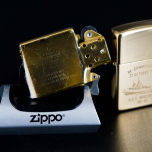 Zippo Chu Niên 1932-1988 – Re-Commissioned 1988 – USS Wisconsin BB-64 33 Zippo Chu Niên 1932-1988 – Re-Commissioned 1988 – USS Wisconsin BB-64 1