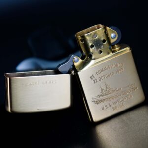 Zippo Chu Niên 1932-1988 – Re-Commissioned 1988 – USS Wisconsin BB-64 22 Zippo Chu Niên 1932-1988 – Re-Commissioned 1988 – USS Wisconsin BB-64 12