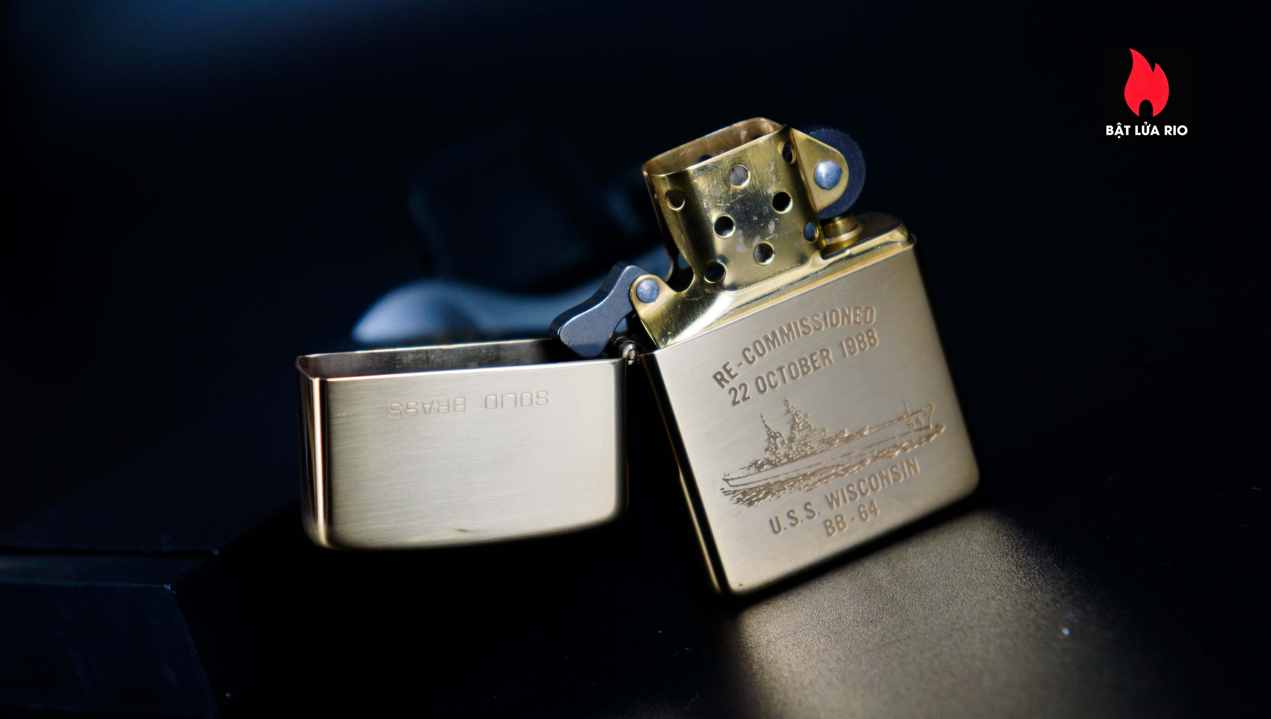 Zippo Chu Niên 1932-1988 – Re-Commissioned 1988 – USS Wisconsin BB-64 39 Zippo Chu Niên 1932-1988 – Re-Commissioned 1988 – USS Wisconsin BB-64 12