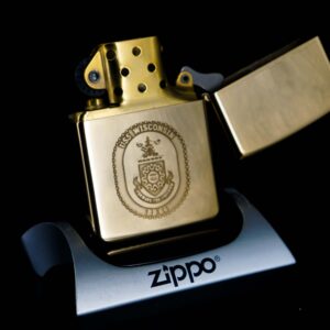 Zippo Chu Niên 1932-1988 – Re-Commissioned 1988 – USS Wisconsin BB-64 21 Zippo Chu Niên 1932-1988 – Re-Commissioned 1988 – USS Wisconsin BB-64 13
