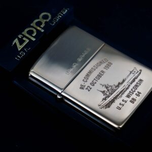 Zippo Chu Niên 1932-1988 – Re-Commissioned 1988 – USS Wisconsin BB-64 18 Zippo Chu Niên 1932-1988 – Re-Commissioned 1988 – USS Wisconsin BB-64 17