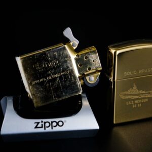 Zippo Chu Niên 1932-1990 – USS Missouri BB-63 – Big Mo 1