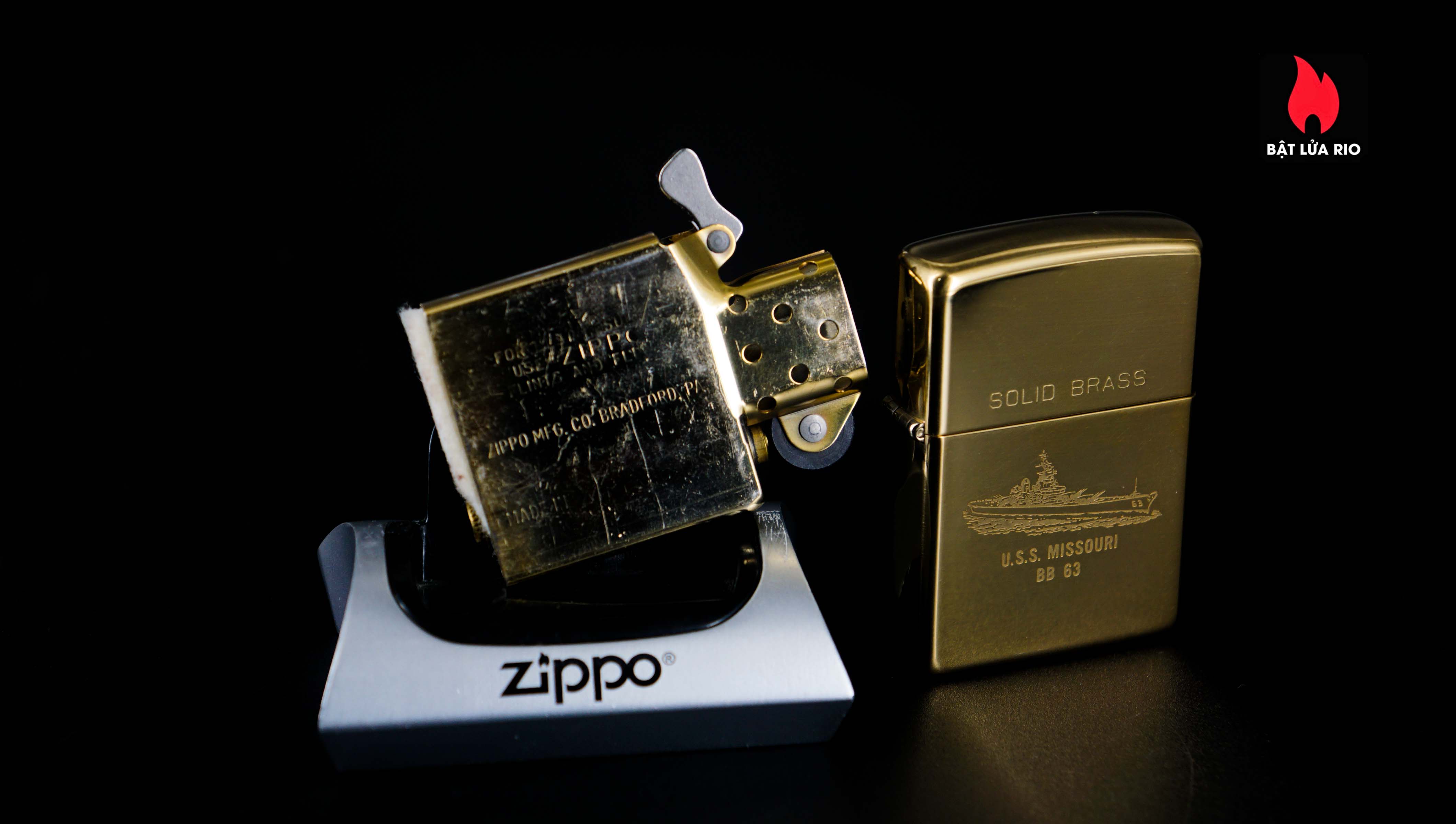 Zippo Chu Niên 1932-1990 – USS Missouri BB-63 – Big Mo 1