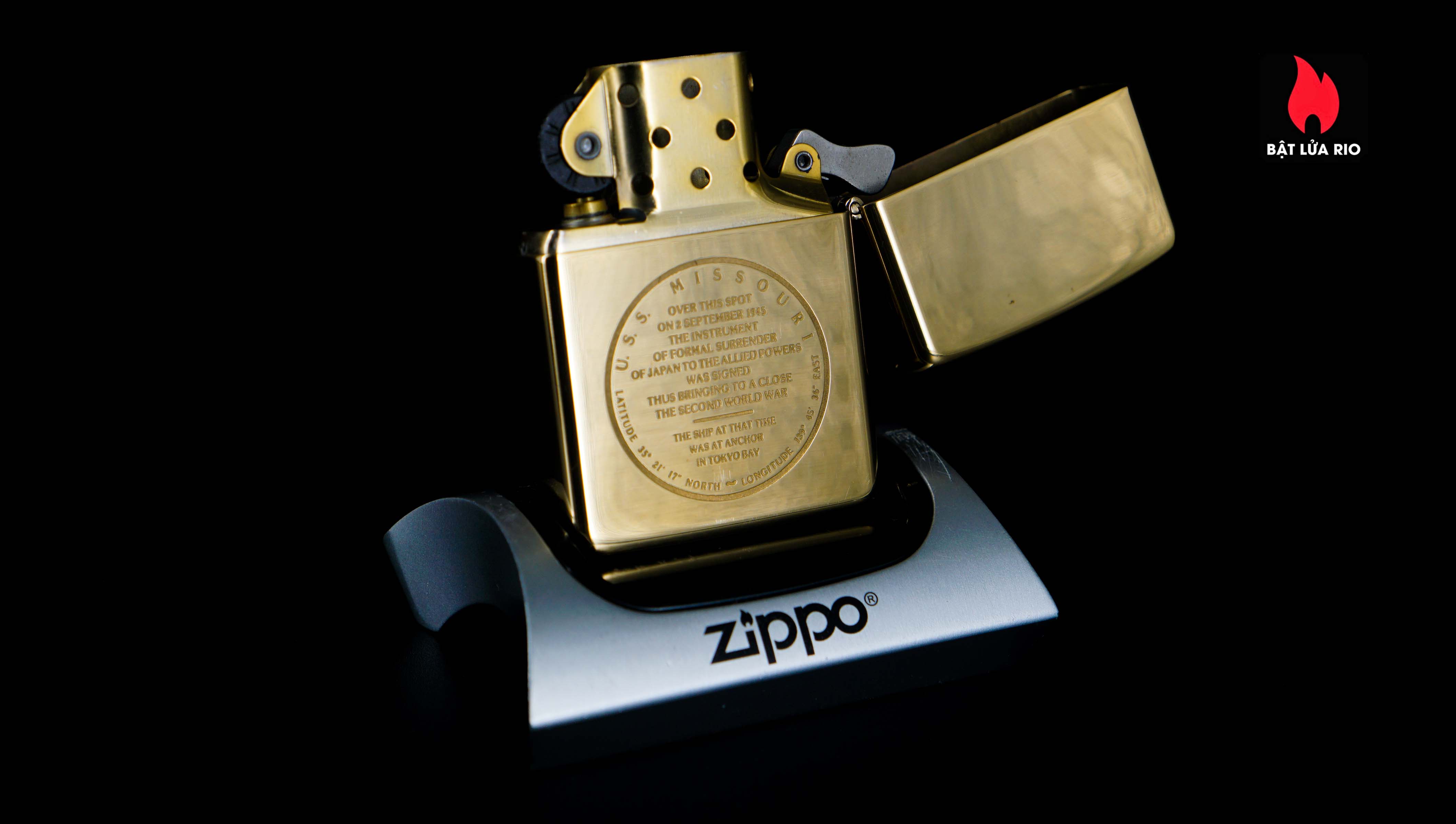 Zippo Chu Niên 1932-1990 – USS Missouri BB-63 – Big Mo 14