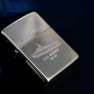 Zippo Chu Niên 1932-1990 – USS Missouri BB-63 – Big Mo 8