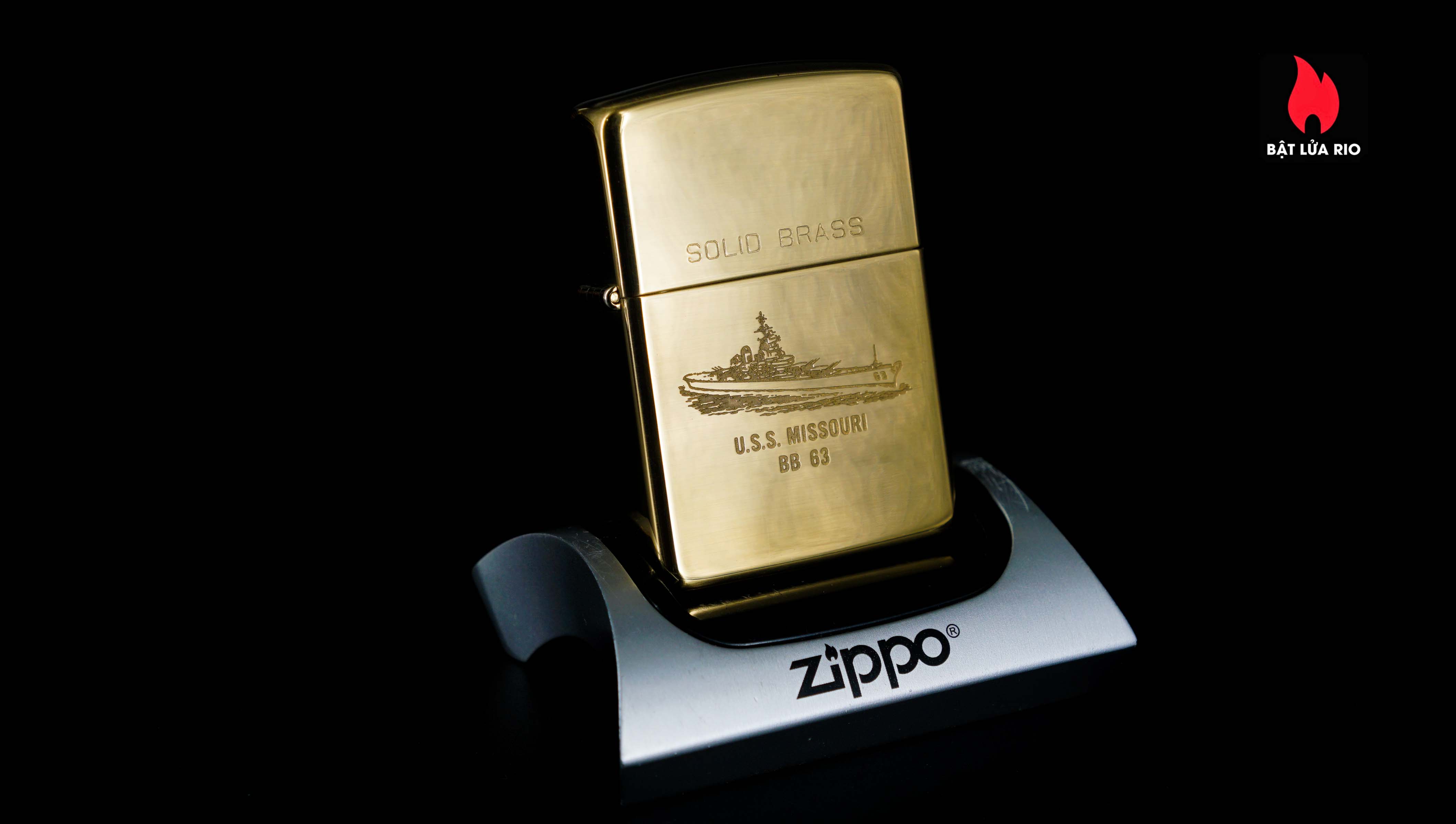 Zippo Chu Niên 1932-1990 – USS Missouri BB-63 – Big Mo
