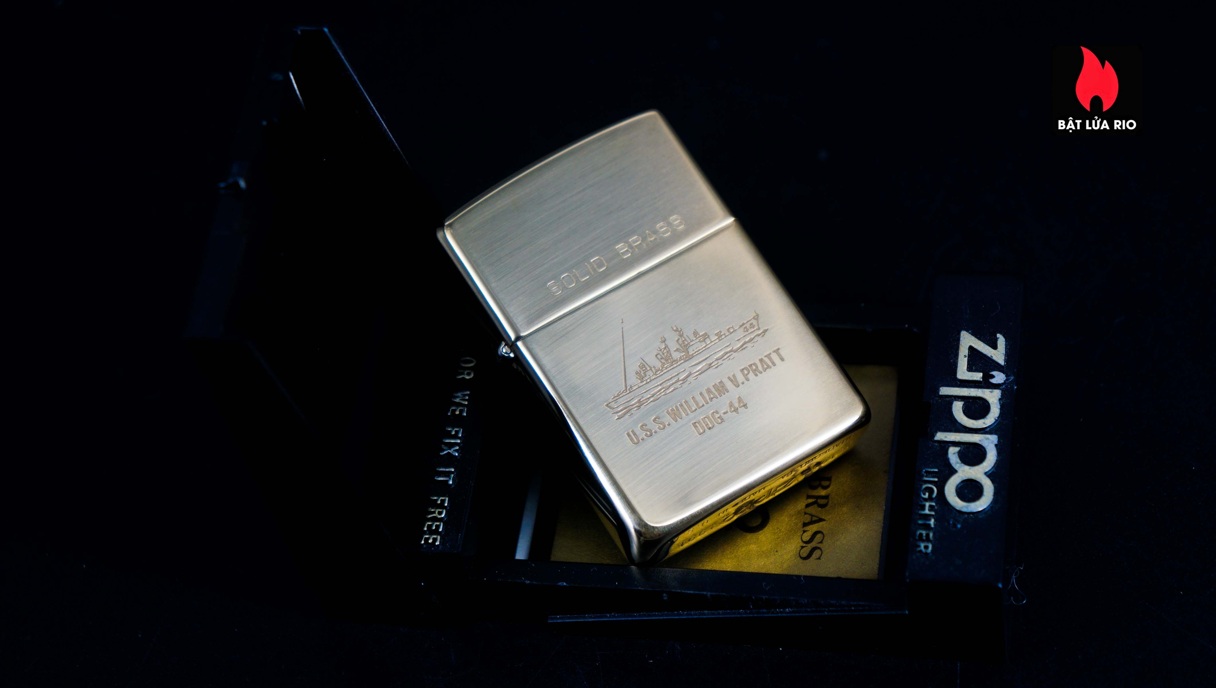 Zippo Chu Niên 1932-1991 – USS William V.Pratt DDG-44 19