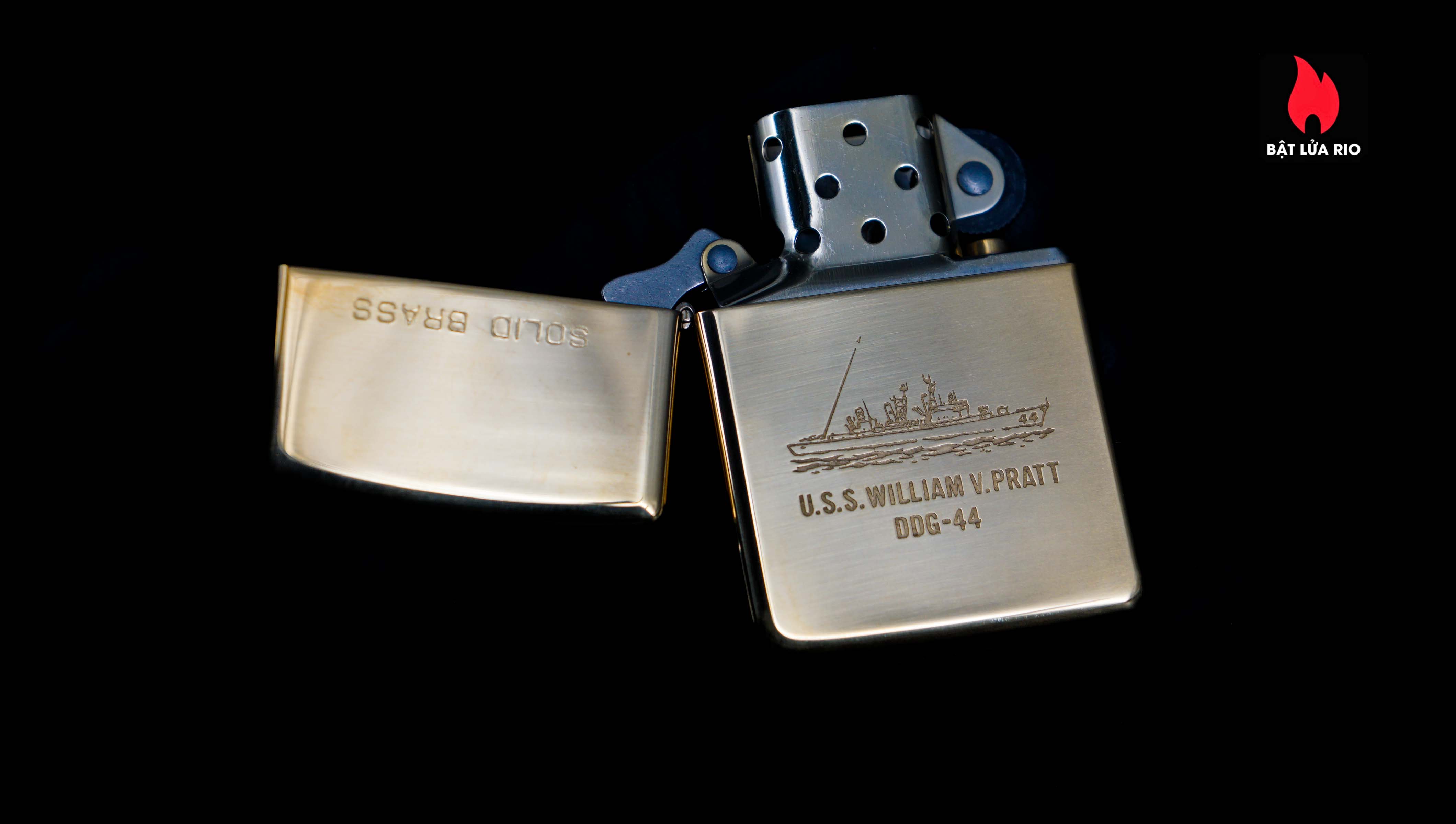Zippo Chu Niên 1932-1991 – USS William V.Pratt DDG-44 5