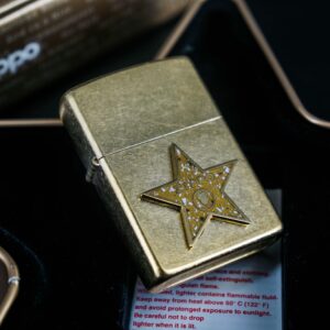 Zippo Coty 2001 – Collectible Hollywood’s Leading Light