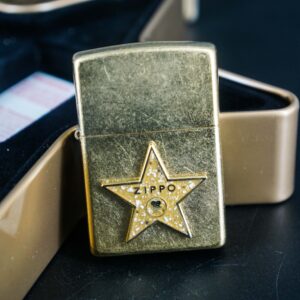 Zippo Coty 2001 – Collectible Hollywood’s Leading Light 5