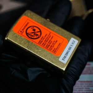 Zippo Coty 2001 – Collectible Hollywood’s Leading Light 8