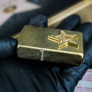 Zippo Coty 2001 – Collectible Hollywood’s Leading Light 9