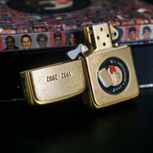 Zippo Coty 2002 – 1932-2002 – 70th Anniversary – Friends For A Lifetime 16