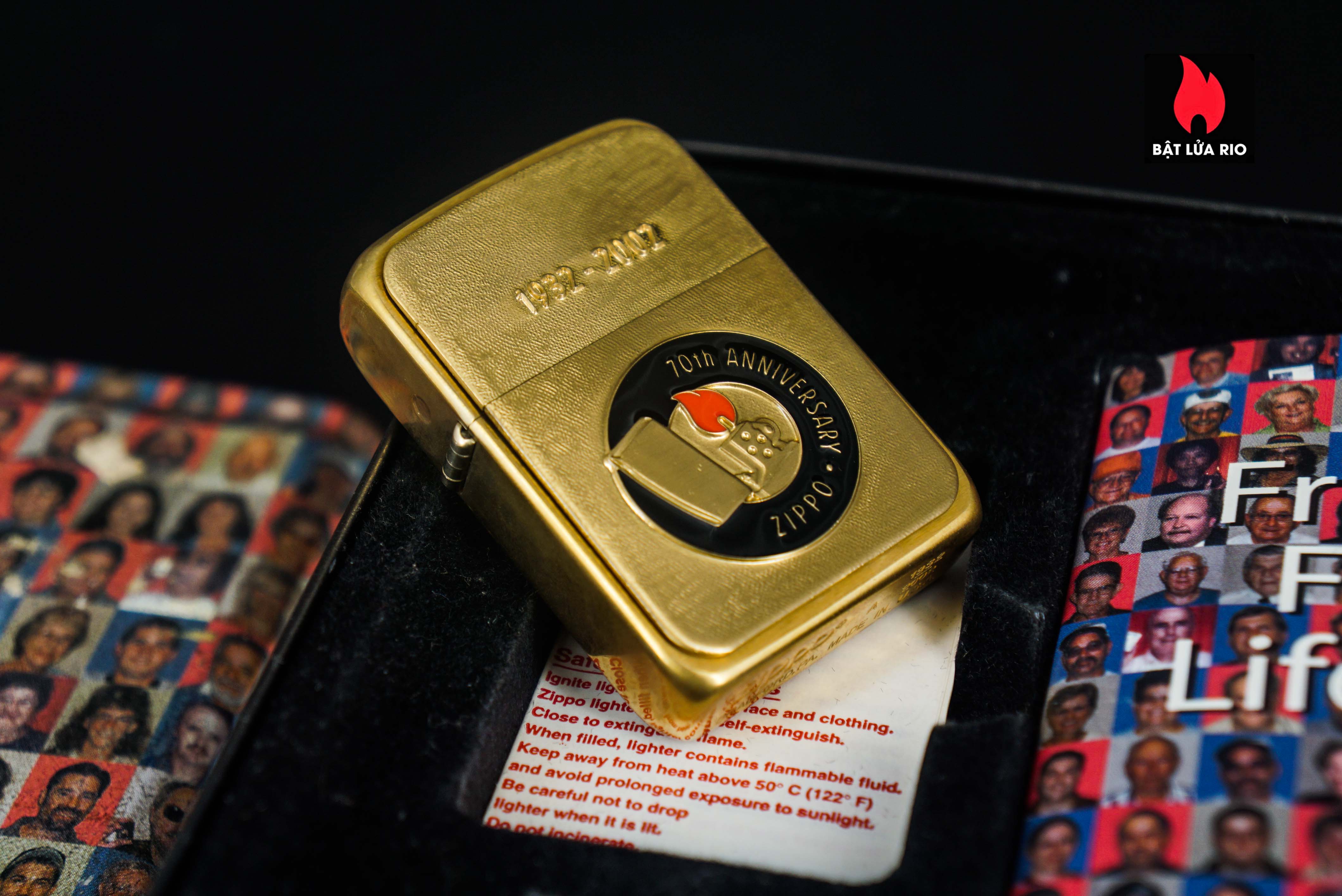 Zippo Coty 2002 – 1932-2002 – 70th Anniversary – Friends For A Lifetime 21