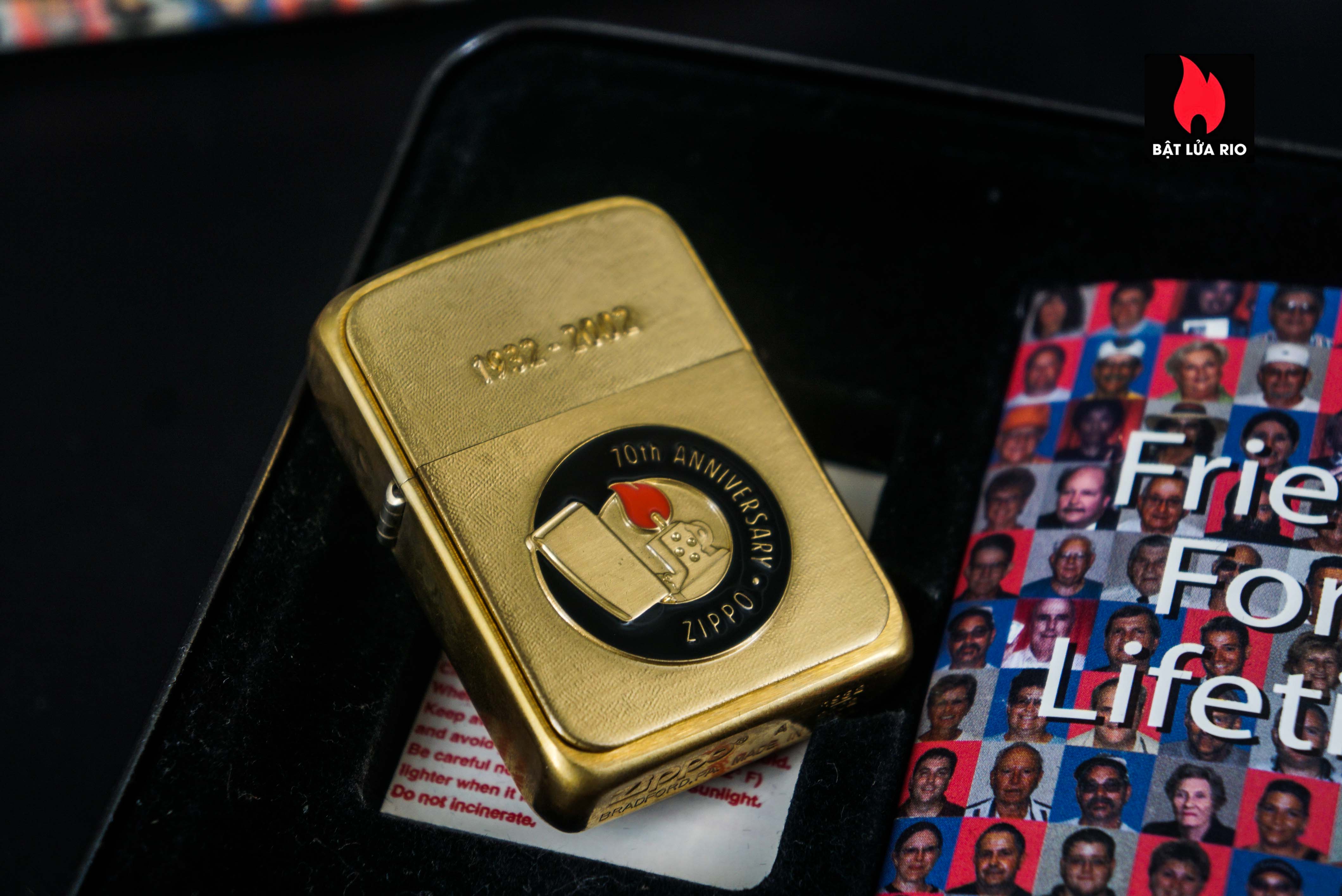 Zippo Coty 2002 – 1932-2002 – 70th Anniversary – Friends For A Lifetime 5
