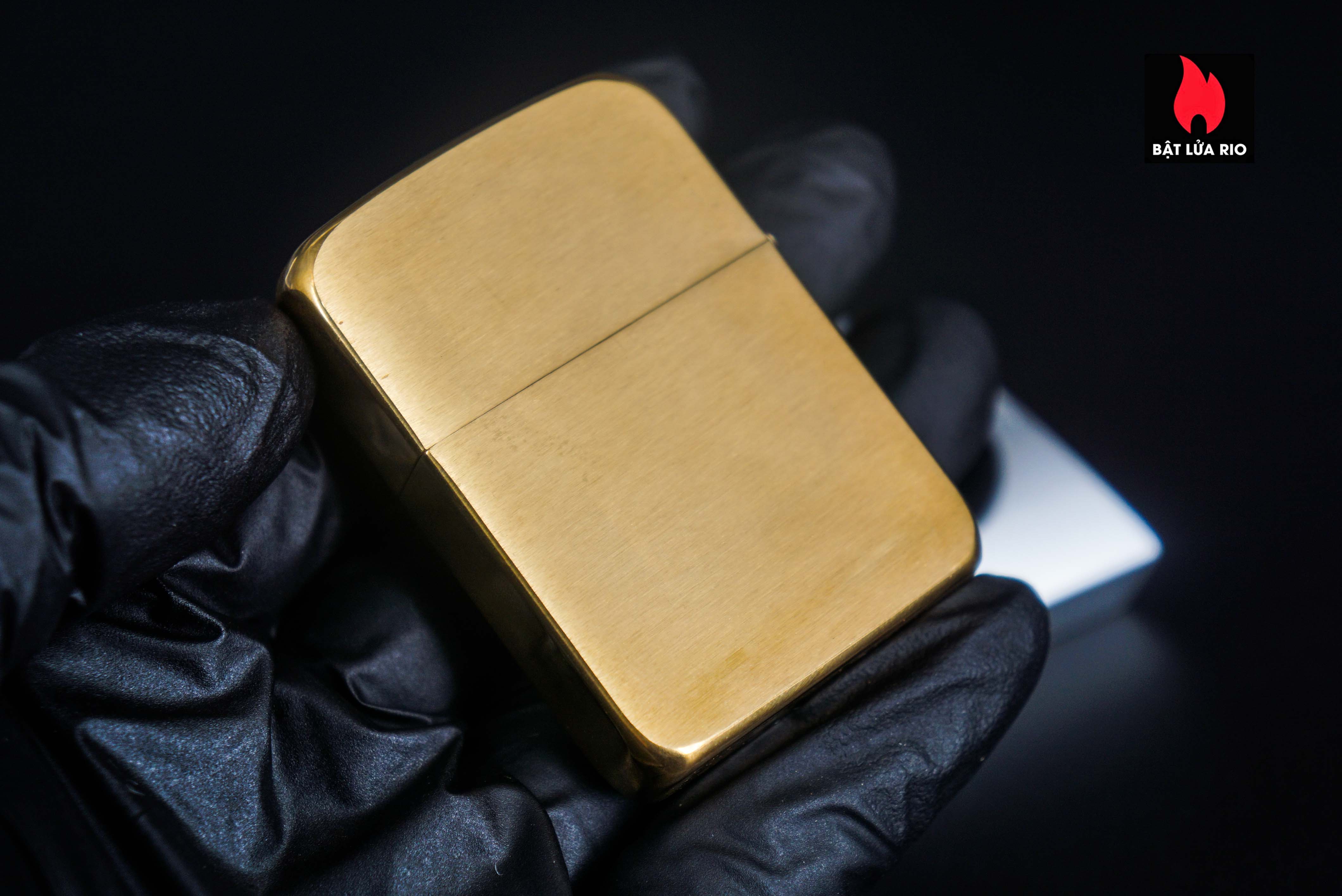 Zippo Coty 2002 – 1932-2002 – 70th Anniversary – Friends For A Lifetime 7
