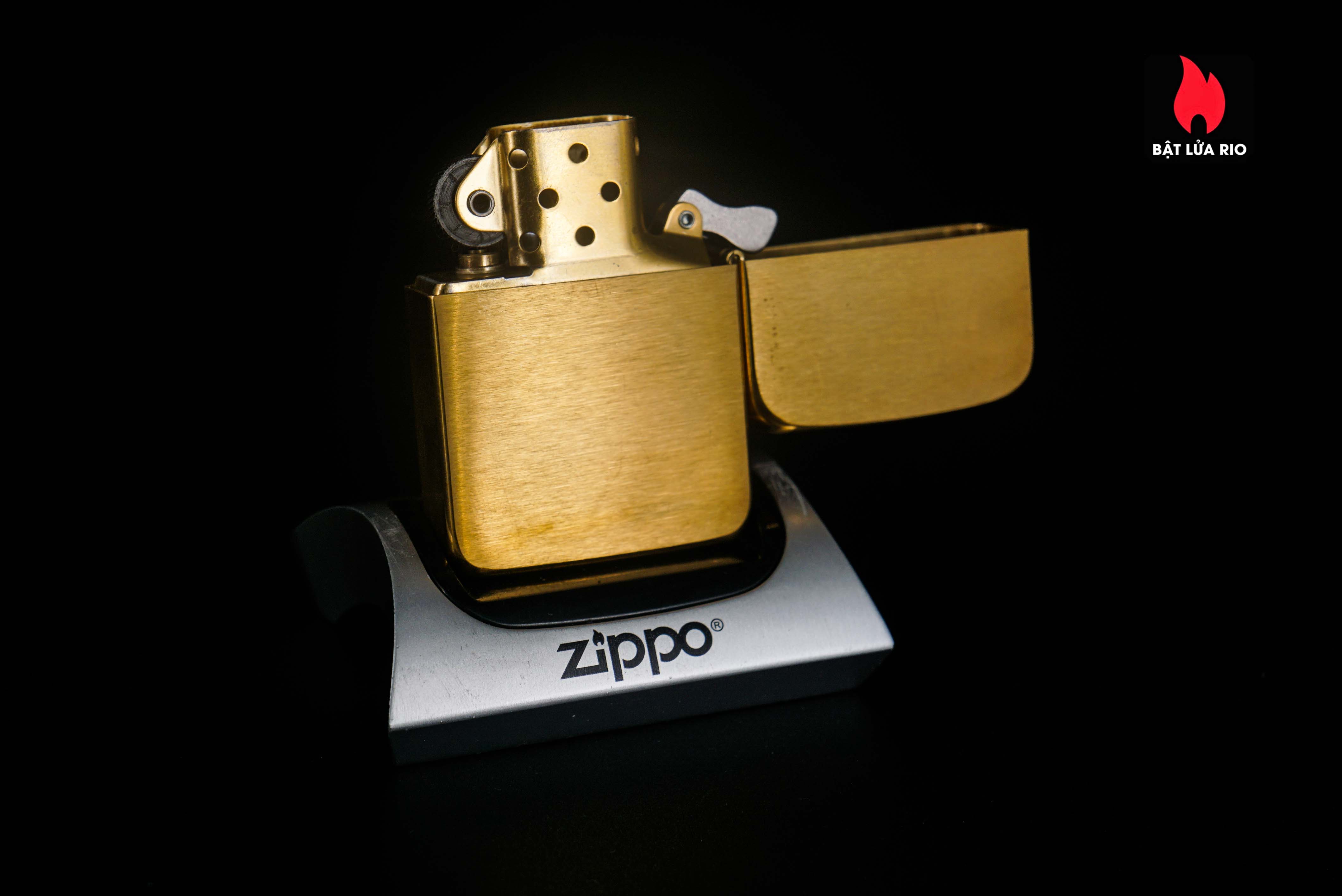 Zippo Coty 2002 – 1932-2002 – 70th Anniversary – Friends For A Lifetime 9