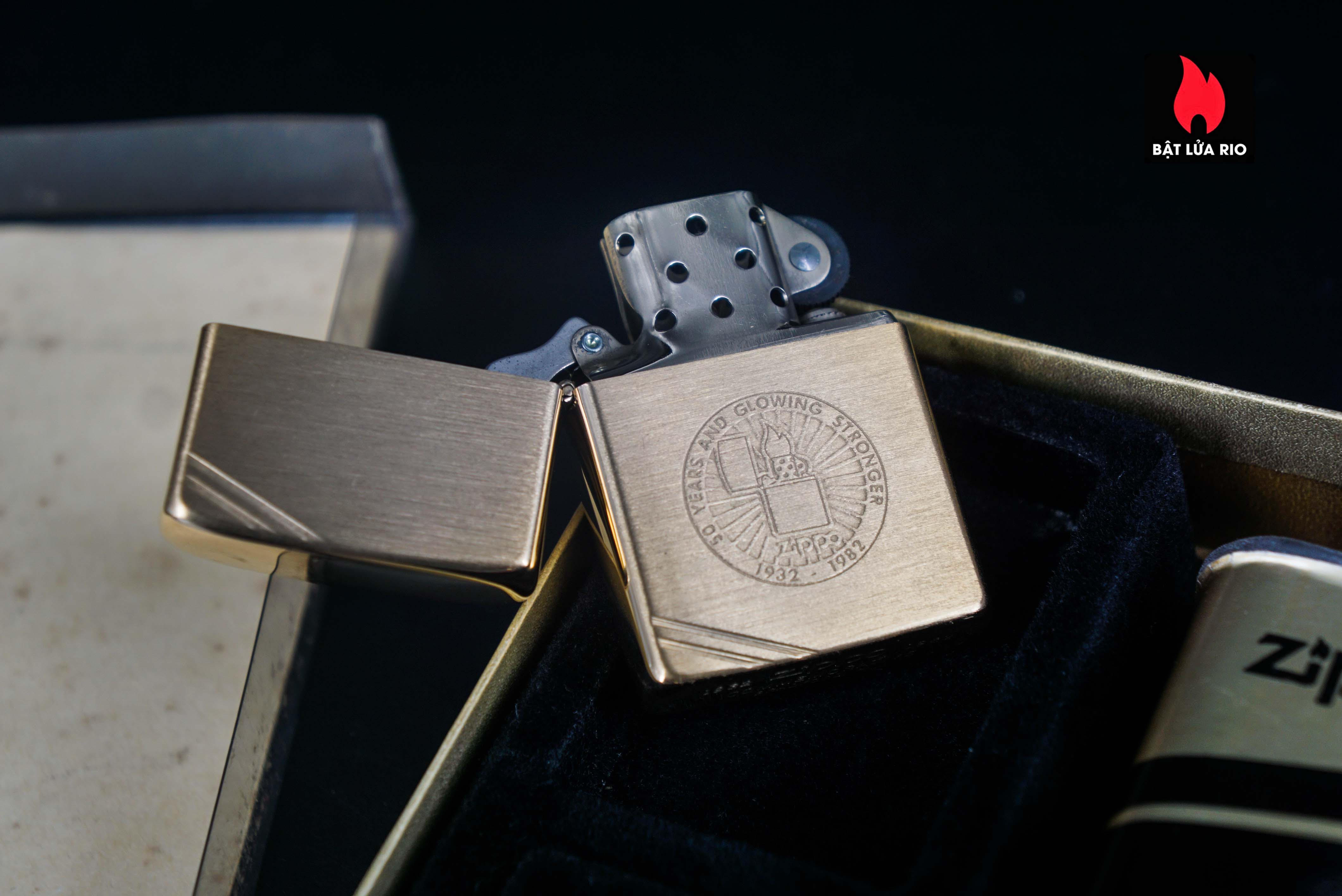 Zippo Gift Set 1932 - 1982 – Kỷ Niệm 50 Năm Thành Lập Hãng Zippo – 50th Anniversary – Employee 24