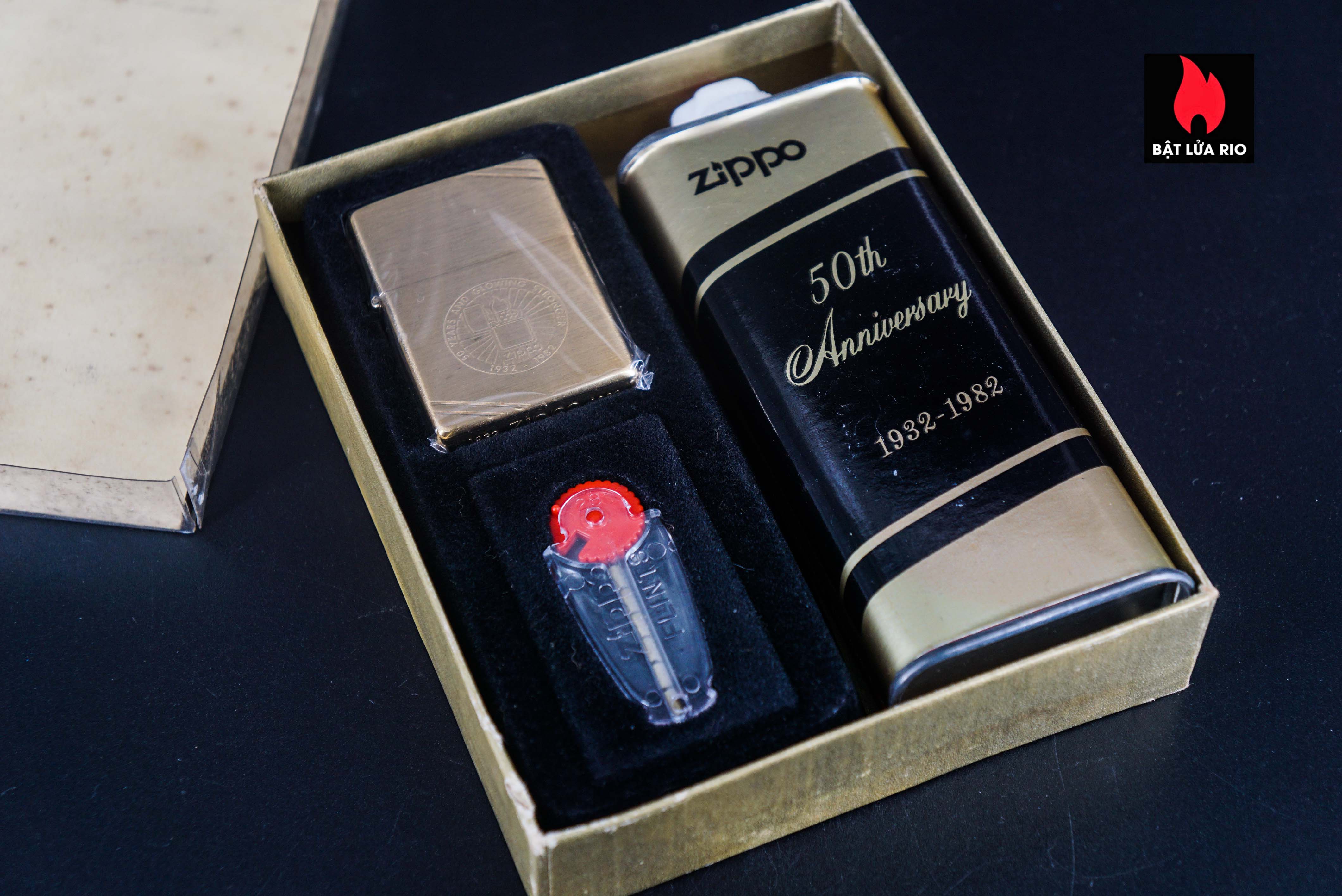 Zippo Gift Set 1932 - 1982 – Kỷ Niệm 50 Năm Thành Lập Hãng Zippo 