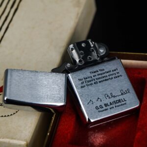 Zippo Gift Set 1972 – Kỷ Niệm 40 Năm Thành Lập Hãng Zippo – 40th Anniversary – Employee 18