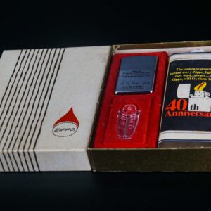 Zippo Gift Set 1972 – Kỷ Niệm 40 Năm Thành Lập Hãng Zippo – 40th Anniversary – Employee 21