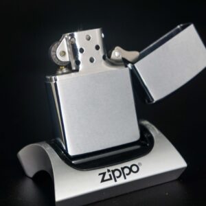 Zippo Gift Set 1972 – Kỷ Niệm 40 Năm Thành Lập Hãng Zippo – 40th Anniversary – Employee 7
