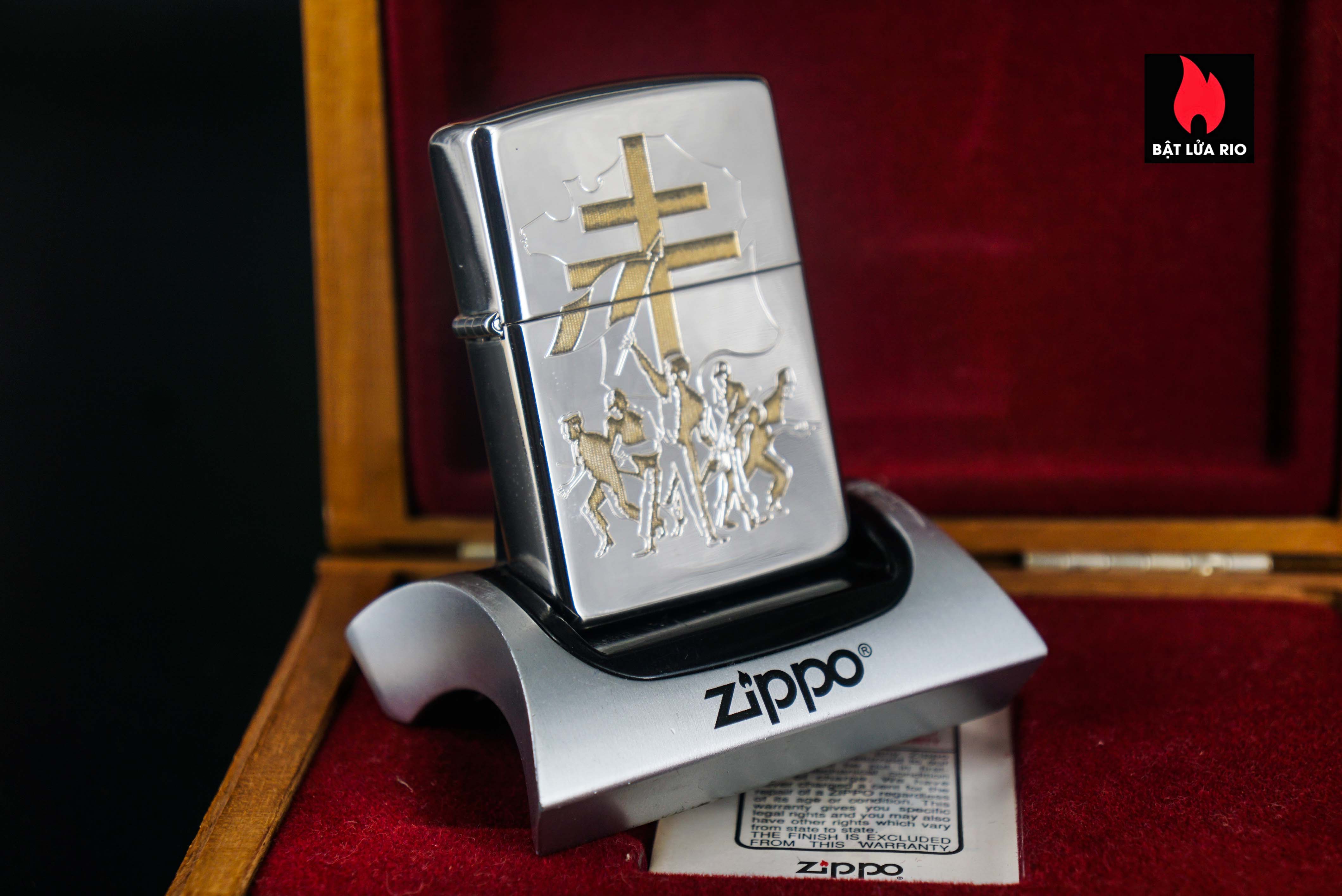 Zippo La Mã 1995 – Victoire Pour La Liberte 1945-1995 – Silver Plate – Limited 195/500 11