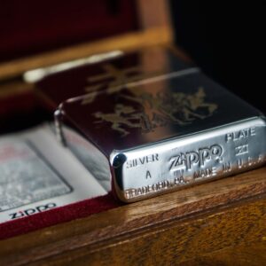 Zippo La Mã 1995 – Victoire Pour La Liberte 1945-1995 – Silver Plate – Limited 195/500 14