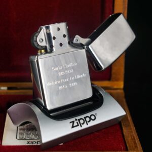 Zippo La Mã 1995 – Victoire Pour La Liberte 1945-1995 – Silver Plate – Limited 195/500 8