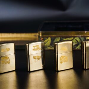 Zippo Set 1995 – Zippo Collectible 1995 COTY – Mystery of the Forest 44 Zippo Set 1995 – Zippo Collectible 1995 COTY – Mystery of the Forest 10