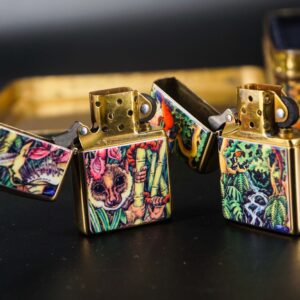 Zippo Set 1995 – Zippo Collectible 1995 COTY – Mystery of the Forest 38 Zippo Set 1995 – Zippo Collectible 1995 COTY – Mystery of the Forest 16
