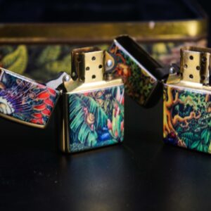 Zippo Set 1995 – Zippo Collectible 1995 COTY – Mystery of the Forest 37 Zippo Set 1995 – Zippo Collectible 1995 COTY – Mystery of the Forest 17