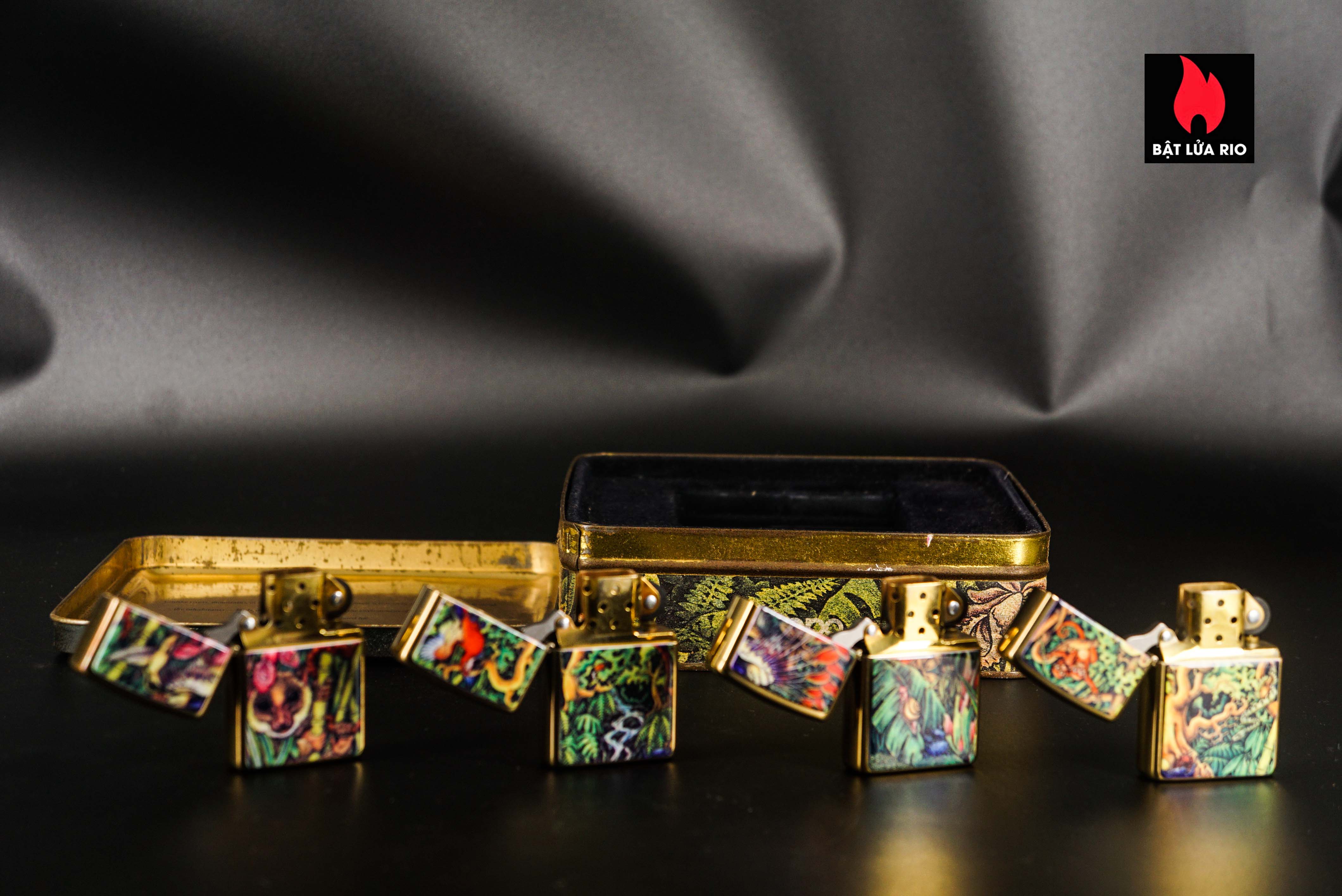 Zippo Set 1995 – Zippo Collectible 1995 COTY – Mystery of the Forest 63 Zippo Set 1995 – Zippo Collectible 1995 COTY – Mystery of the Forest 18