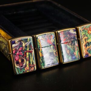 Zippo Set 1995 – Zippo Collectible 1995 COTY – Mystery of the Forest 34 Zippo Set 1995 – Zippo Collectible 1995 COTY – Mystery of the Forest 20