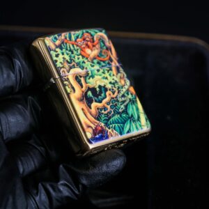 Zippo Set 1995 – Zippo Collectible 1995 COTY – Mystery of the Forest 33 Zippo Set 1995 – Zippo Collectible 1995 COTY – Mystery of the Forest 21