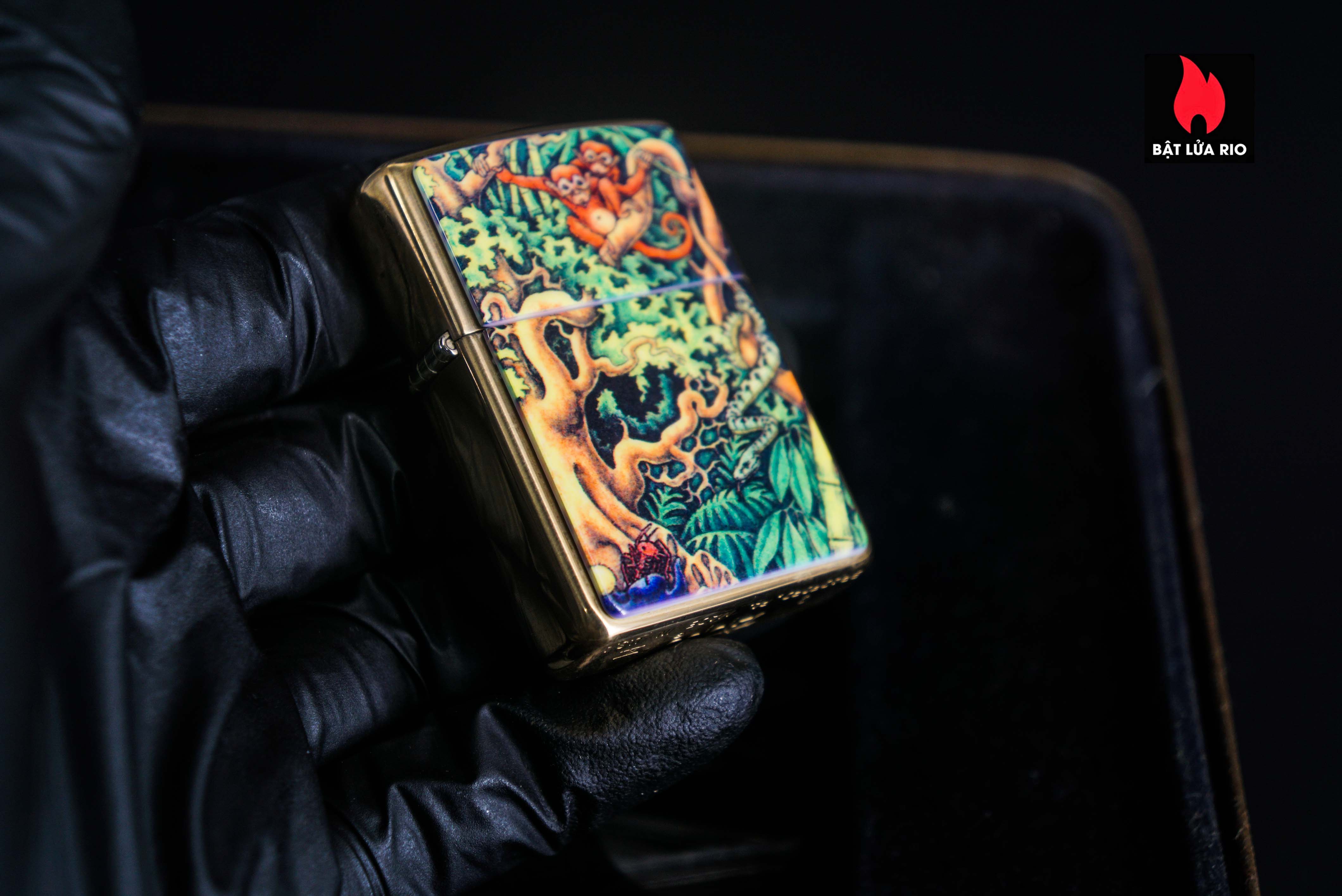 Zippo Set 1995 – Zippo Collectible 1995 COTY – Mystery of the Forest 60 Zippo Set 1995 – Zippo Collectible 1995 COTY – Mystery of the Forest 21